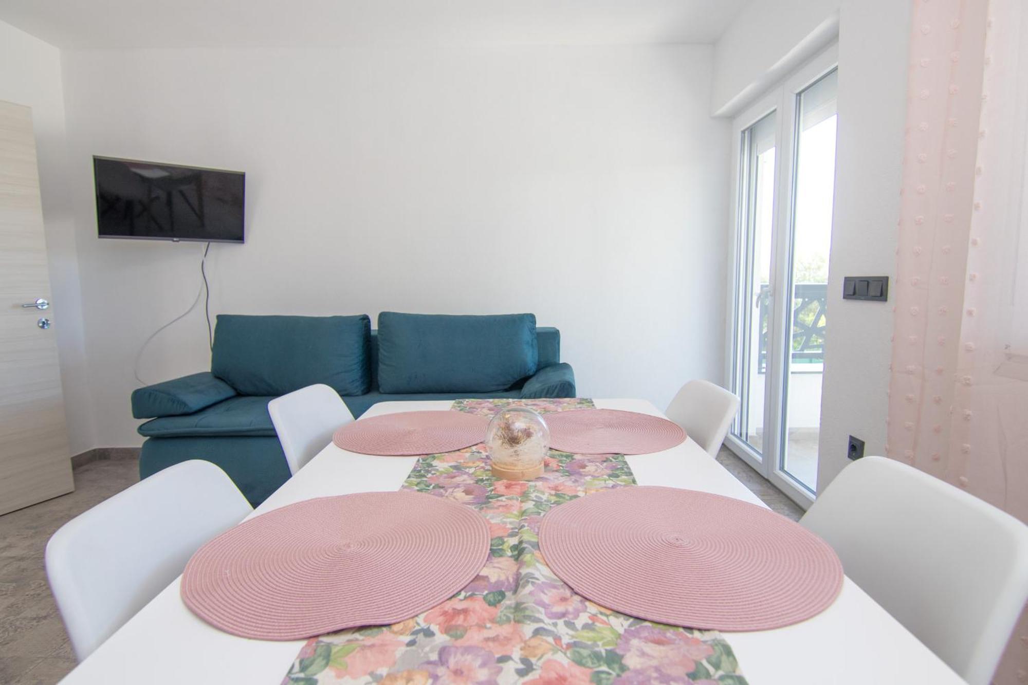 Apartments Flowers Krk Town Dış mekan fotoğraf