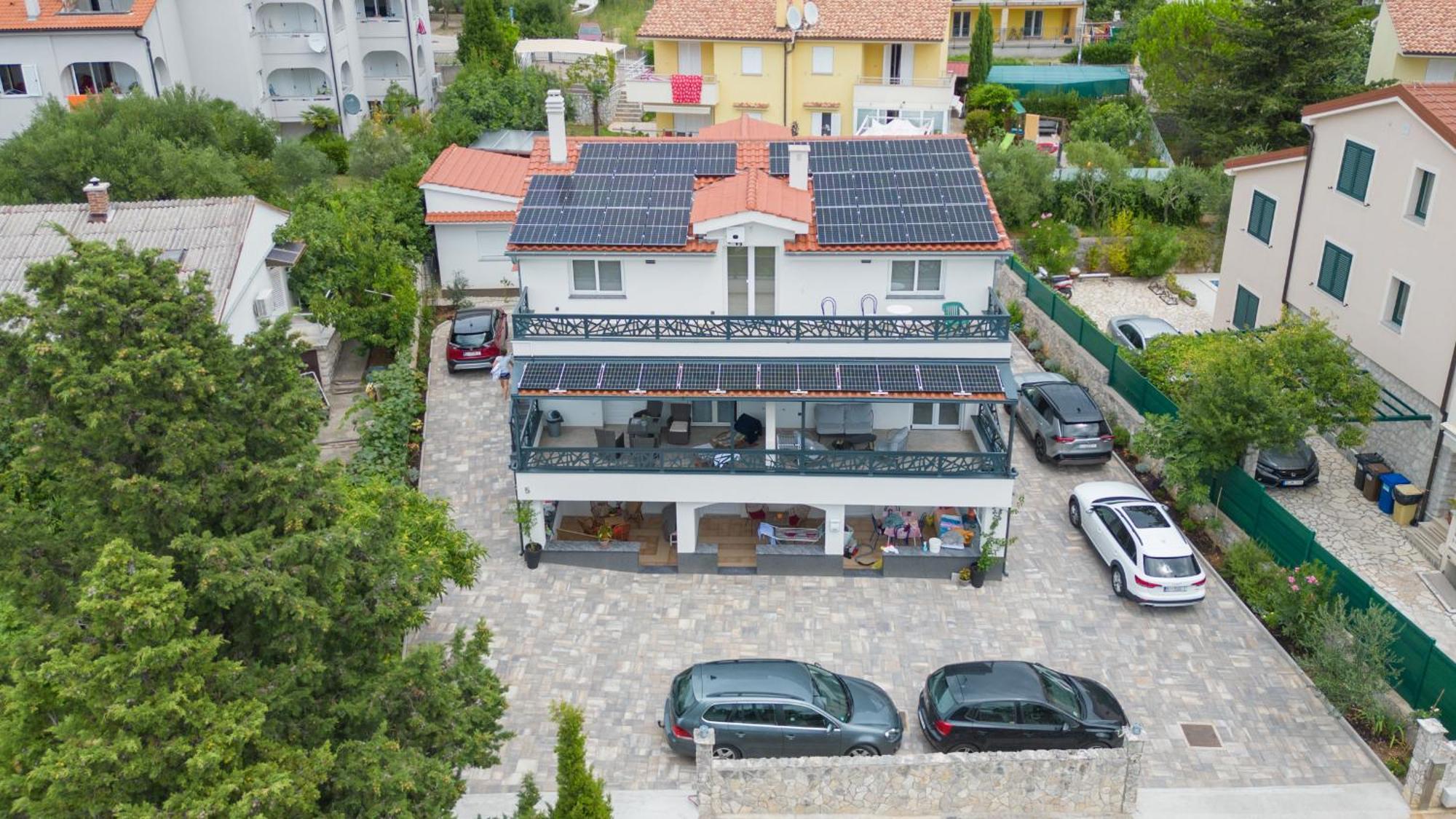 Apartments Flowers Krk Town Dış mekan fotoğraf